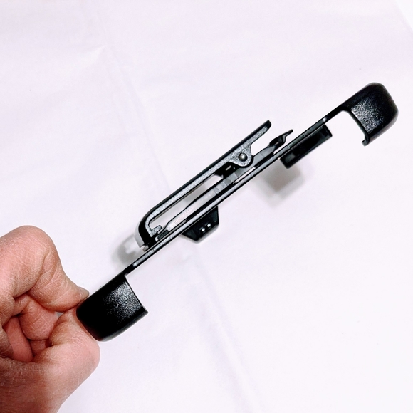 OtterBox Defender Belt Clip Case Holster for a Samsung S6 Phone - Picture 3 of 12